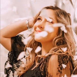 Meet your Posher, Jasmine